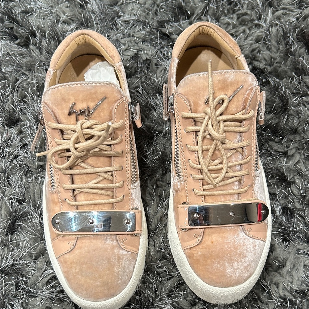 Guiseppe Zanotti Women's Beige Sneakers with Silver Accents